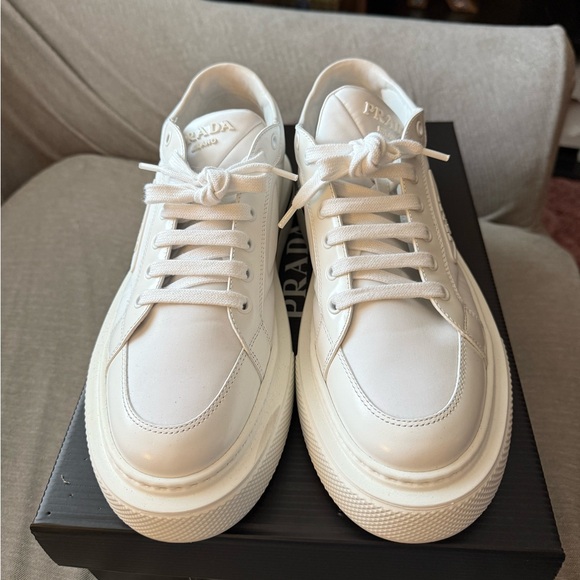 Calzature Donna Prada shoes for women size 40.5 condition still good - Picture 1 of 6